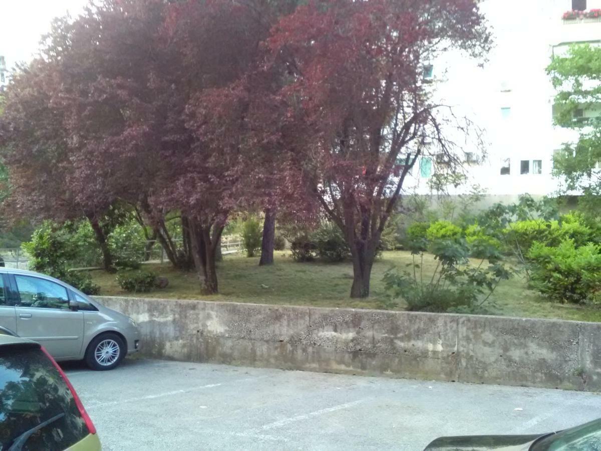 Apartamento Rozata Rijeka Exterior foto